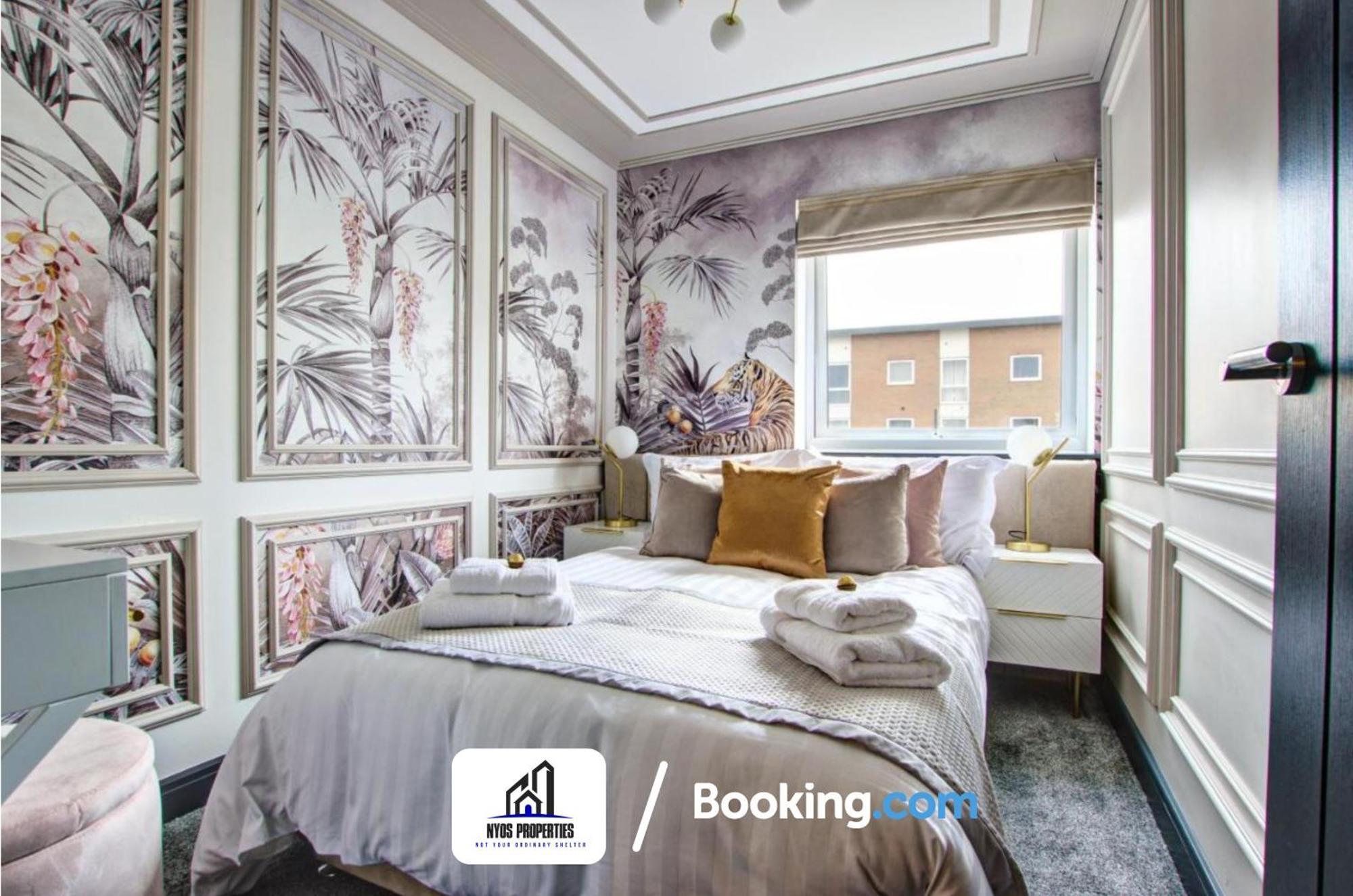 3 Bedroom Home By Nyos Properties Short Lets & Serviced Accommodation Manchester With Garden Zewnętrze zdjęcie