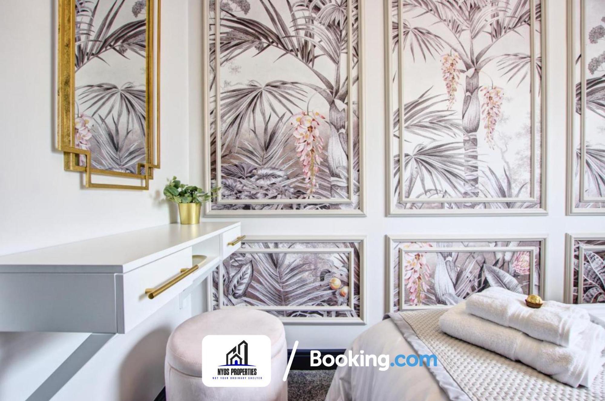3 Bedroom Home By Nyos Properties Short Lets & Serviced Accommodation Manchester With Garden Zewnętrze zdjęcie